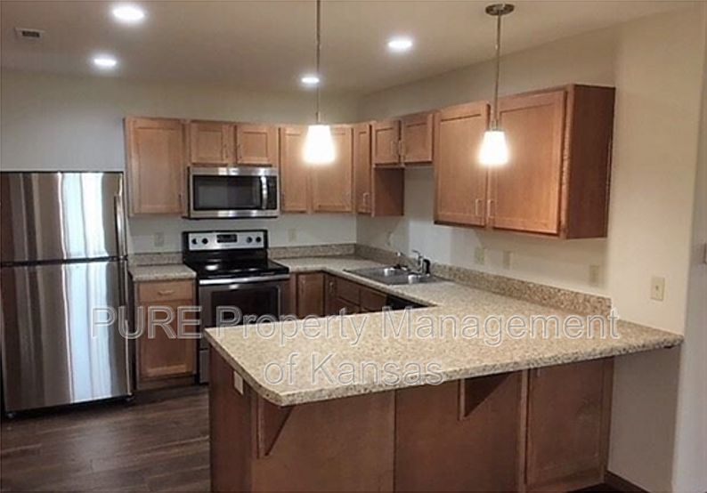 437 S Prospect Pl, Burlingame, KS 66413 Zillow