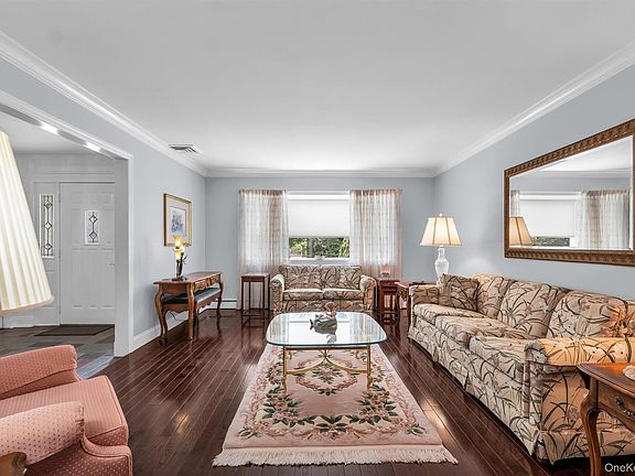 5th image of 79 Bieselin Road