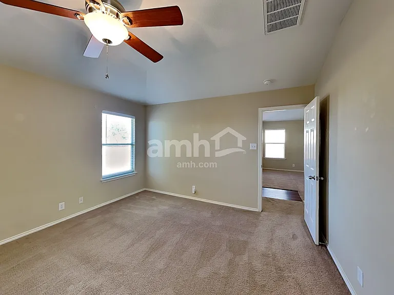 765 Tomah Dr — Photo 13
