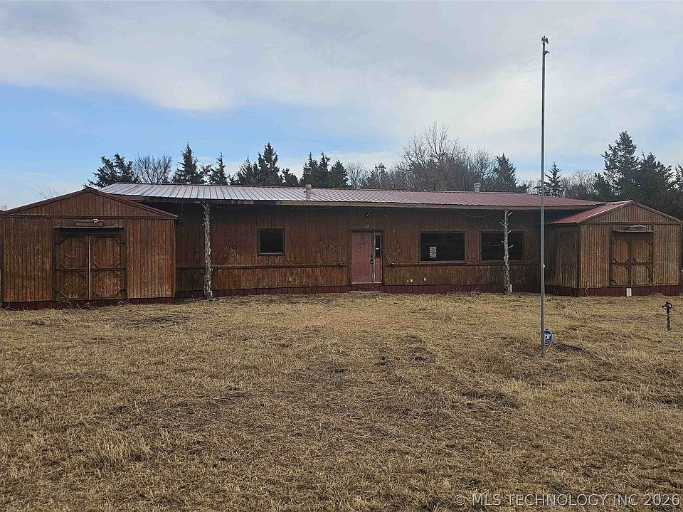 1st image of 42 Greenbriar Ave