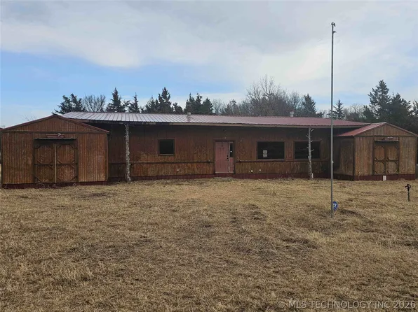 42 Greenbriar Ave, Burneyville, OK 73430