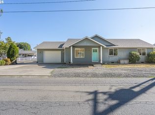 307 Flower Ln, Dayton, OR 97114
