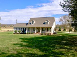 4001 Rippey Lake Rd, Mount Pleasant, TN 38474