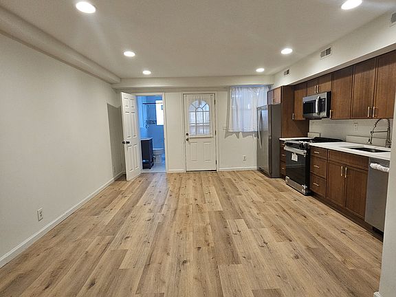3rd image of 14 Laidlaw Ave #1