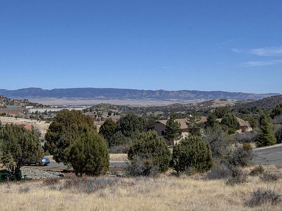 2nd image of 178 Misty Meadow Cir