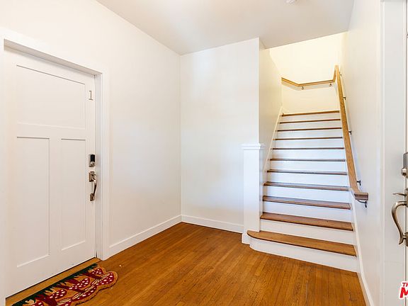 5th image of 727 N La Fayette Park Pl