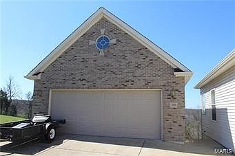 3rd image of 518 Windy Hls