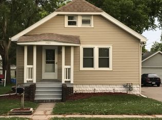 1425 E Military Ave, Fremont, NE 68025