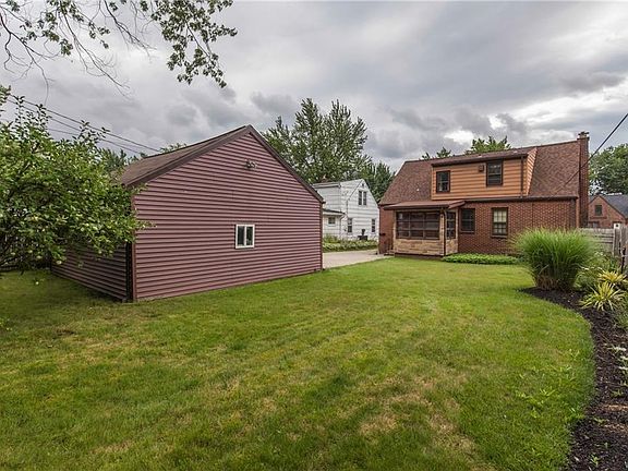 5th image of 37 Croy Ave