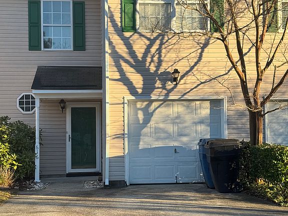 2nd image of 616 Barberton Dr