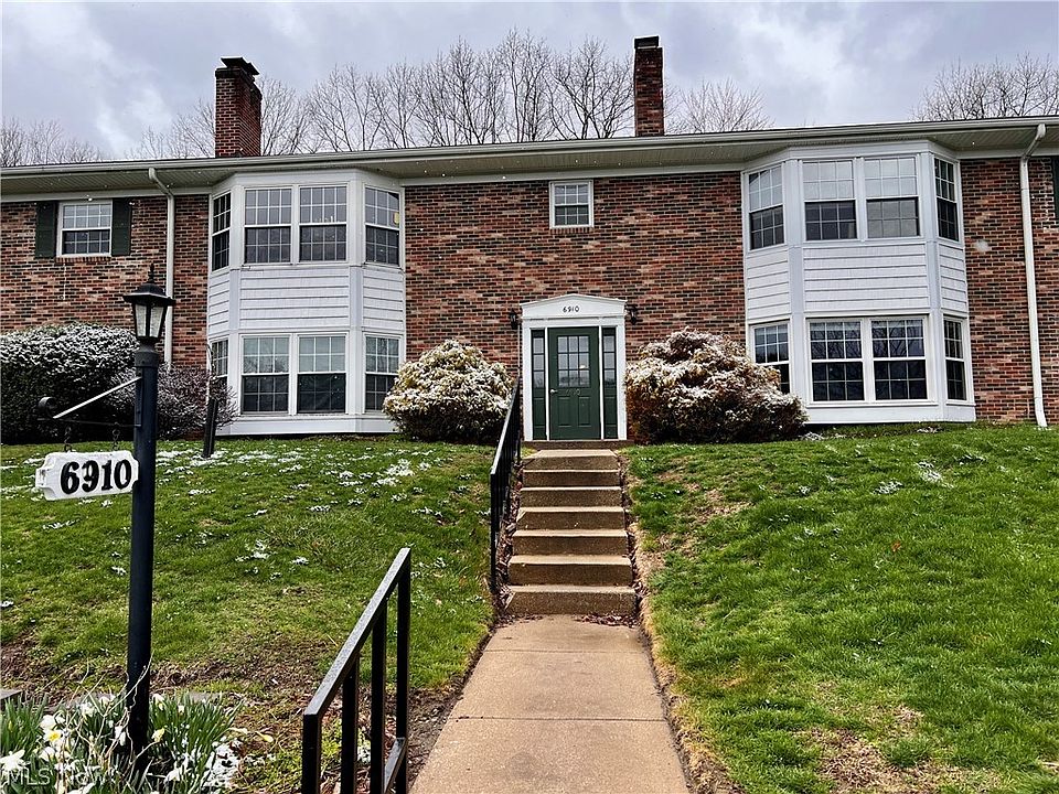 1st image of 6910 Carriage Hill Dr APT 101