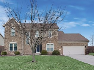 9186 Pointe Ct, Fishers, IN 46037