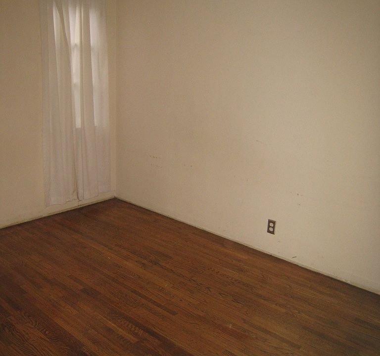 1st image of 2363 Fox Hills Dr