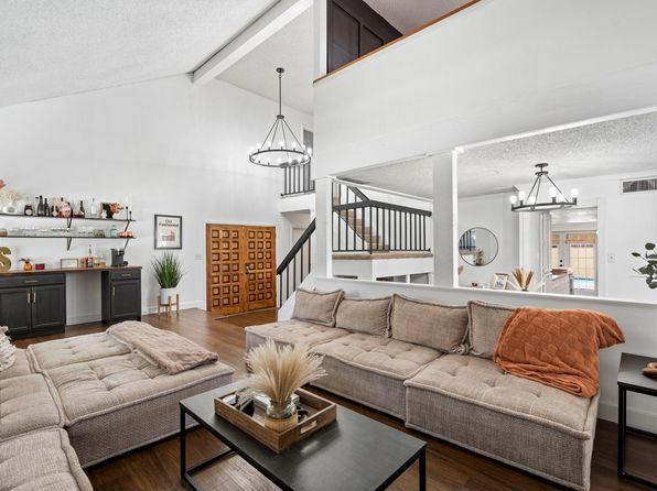 Home for Sale in Garland TX