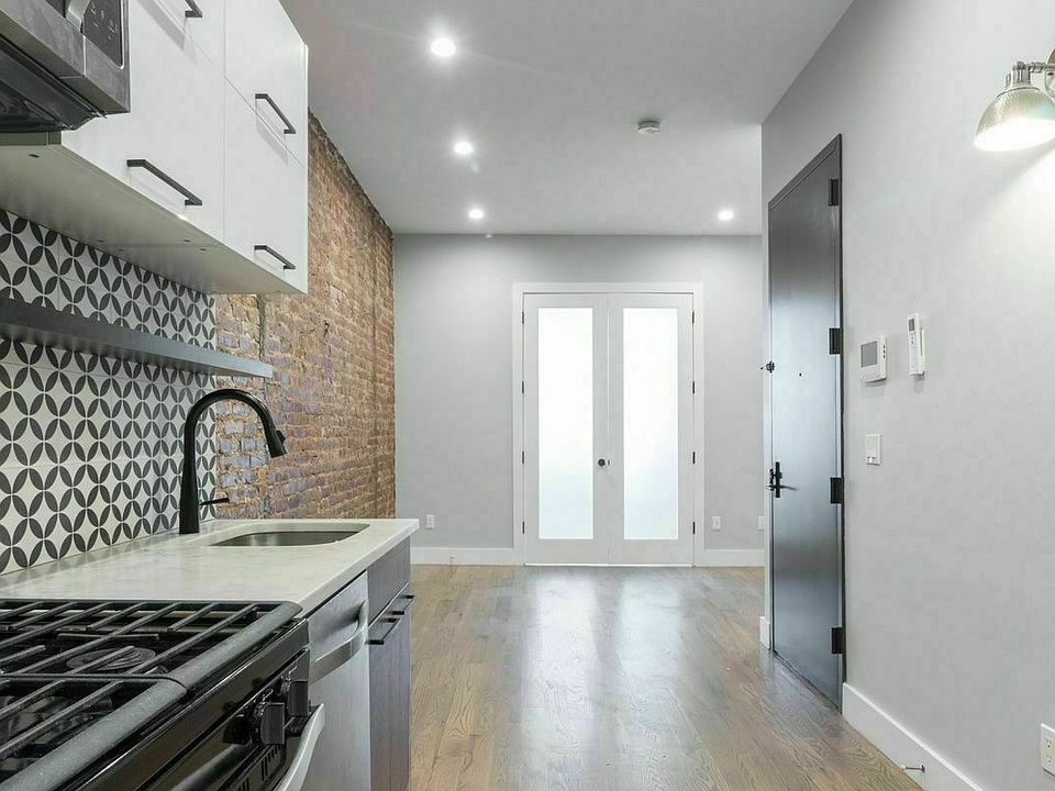 1st image of 364 Palmetto St #1F
