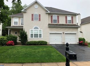 86 York Dr, Princeton, NJ 08540