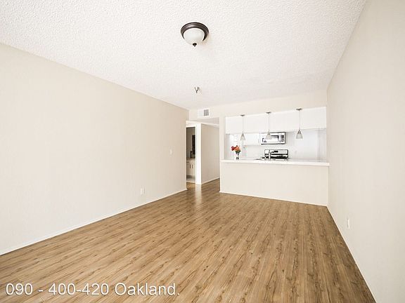 5th image of 400 N Oakland Ave APT 202