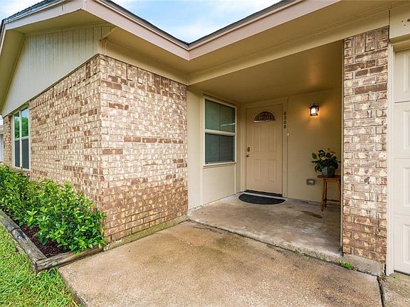4th image of 6308 Melinda Dr