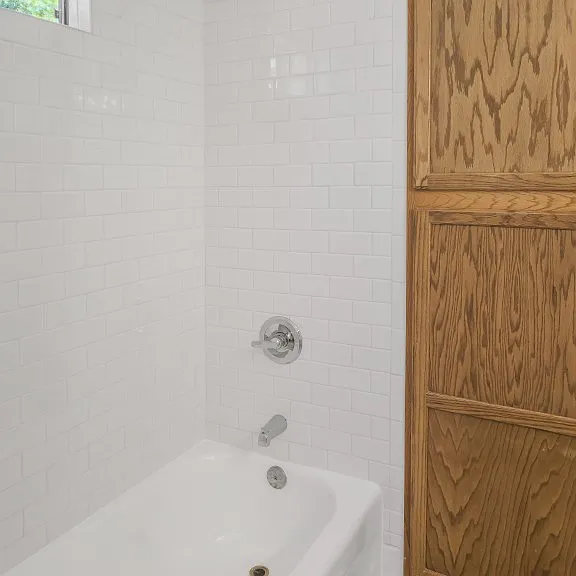 1113 1/2 Douglas St #1113-1/2 — Photo 3