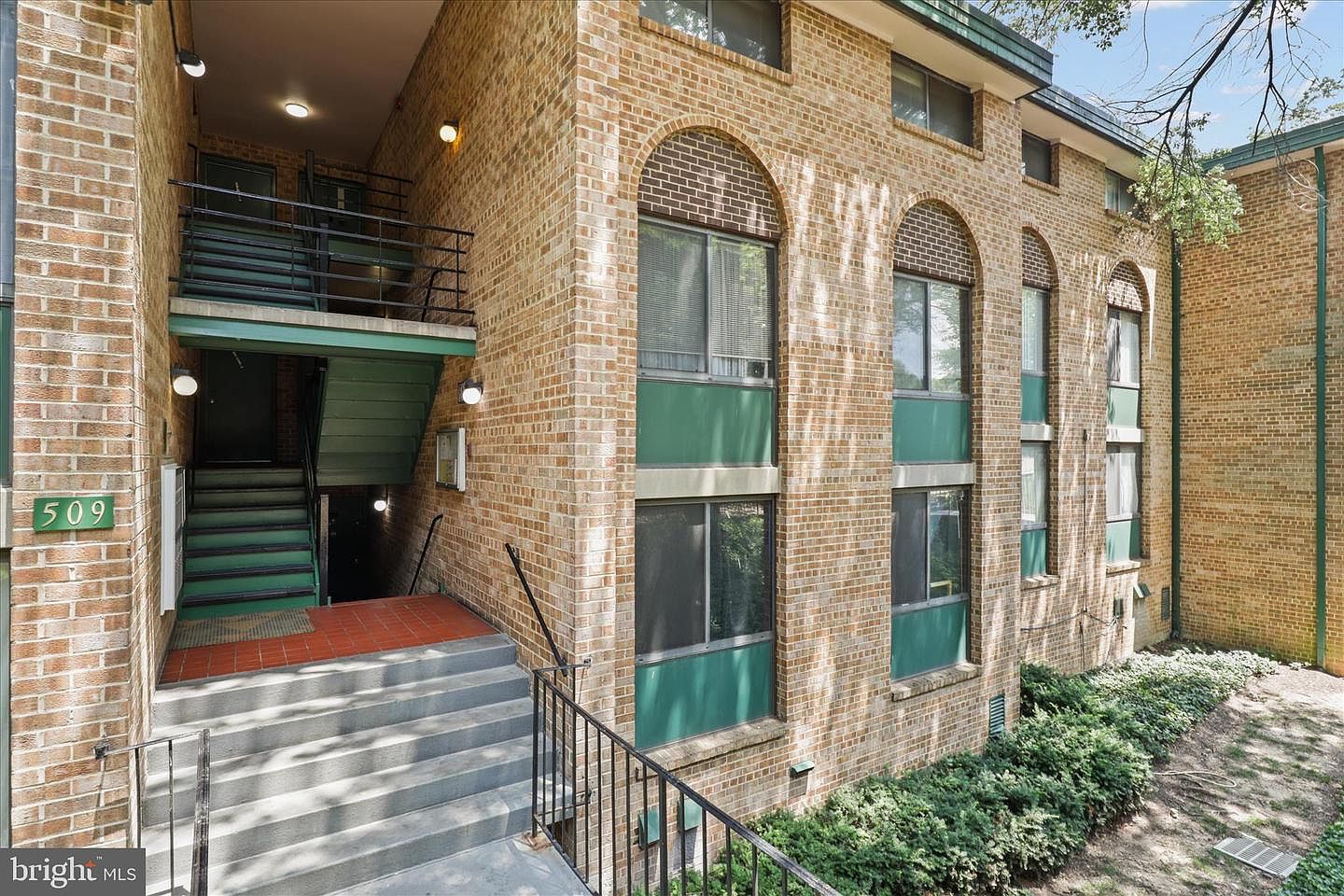 509 N Armistead St APT 103, Alexandria, VA 22312 | MLS