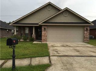 4110 Silverwood Dr, Ocean Springs, MS 39564