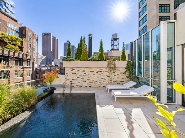 145 Reade Street image 25 of 31