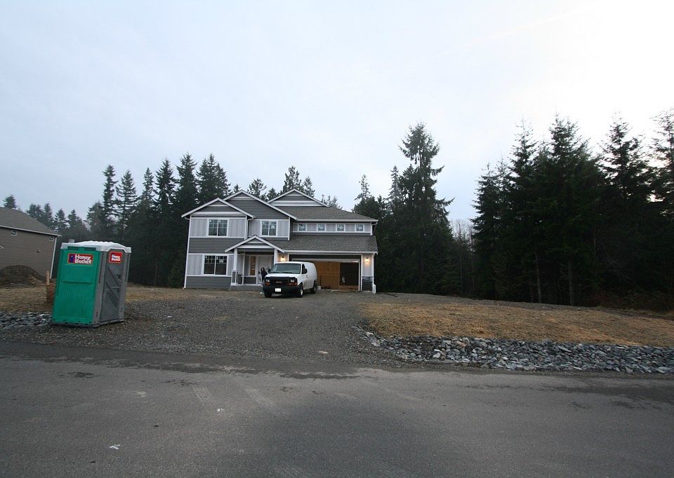 1st image of 6402 185th St NW Lot 1