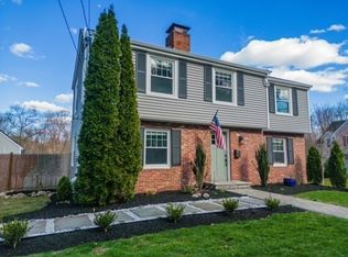 30 Pleasant St, Foxboro, MA 02035