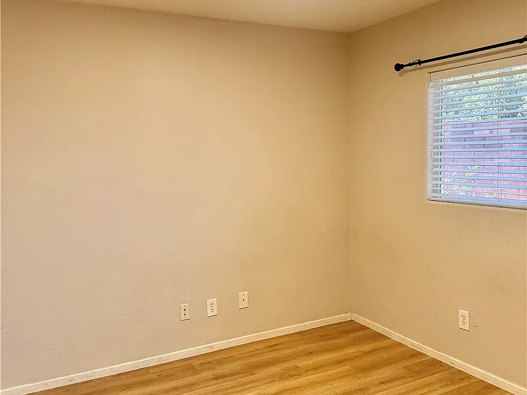 6774 Antique Oak Ct — Photo 25