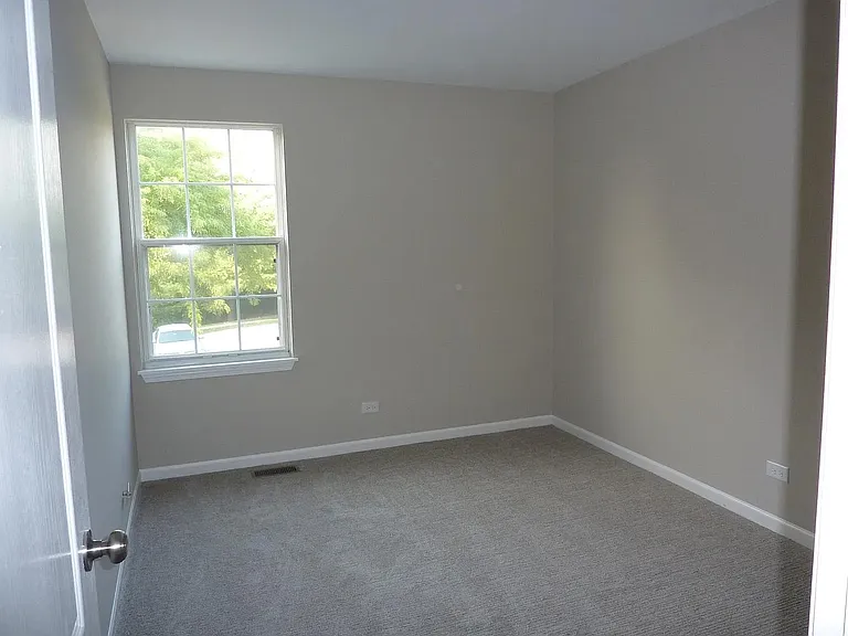 1585 Regan Ct — Photo 23