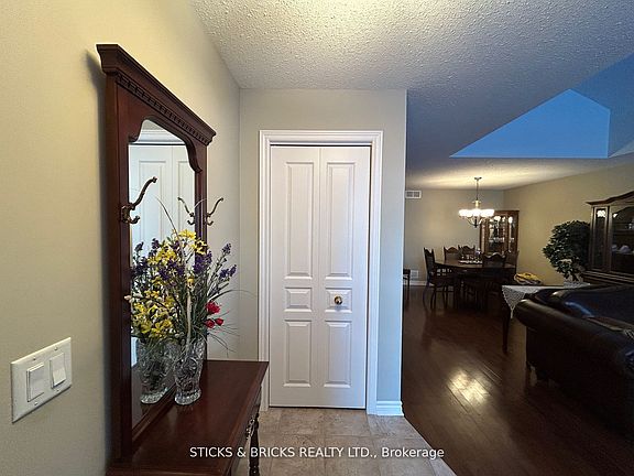 4th image of 3241 W Montrose Rd #12