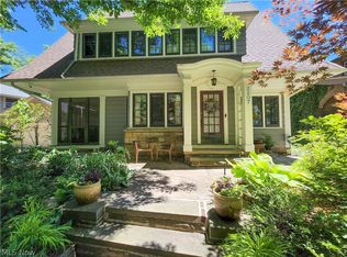 2207 Westminster Rd, Cleveland Heights, OH 44118