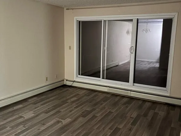 11114 Hoppe Ave #205, Grande Cache, AB T0E 0Y0