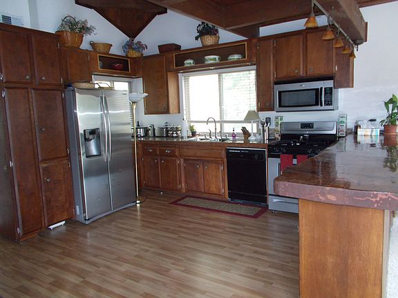 Kitchen - Main Level