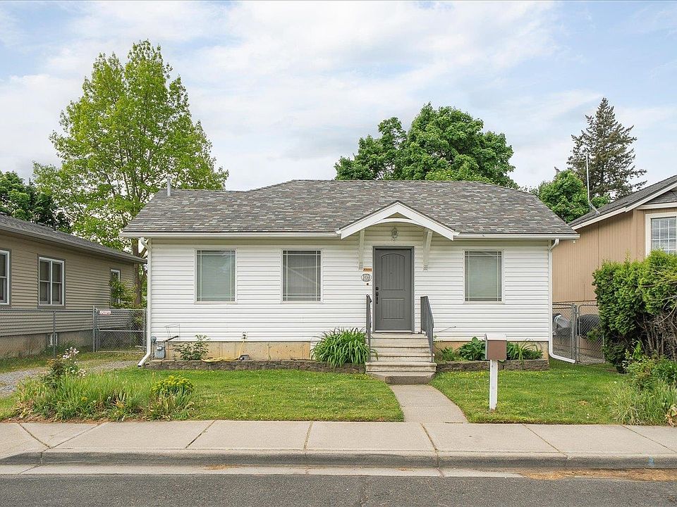 1st image of 3138 E 33rd Ave
