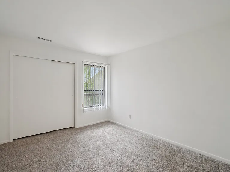 Kimberly Club Apartments — Photo 85