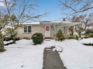346 Hedstrom Dr, Buffalo, NY 14226