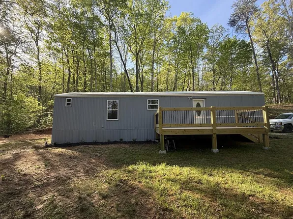 429 Sumac Ln, Ellijay, GA 30540