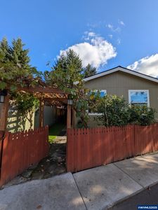 9700 SW Tualatin Rd #5, Tualatin, OR, 97062