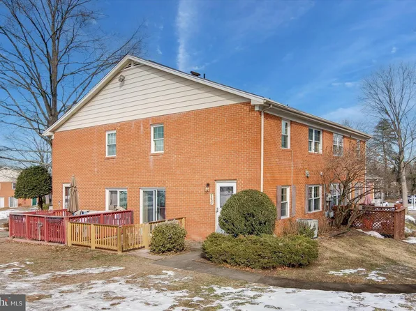 9602 Hagel Cir, Lorton, VA 22079