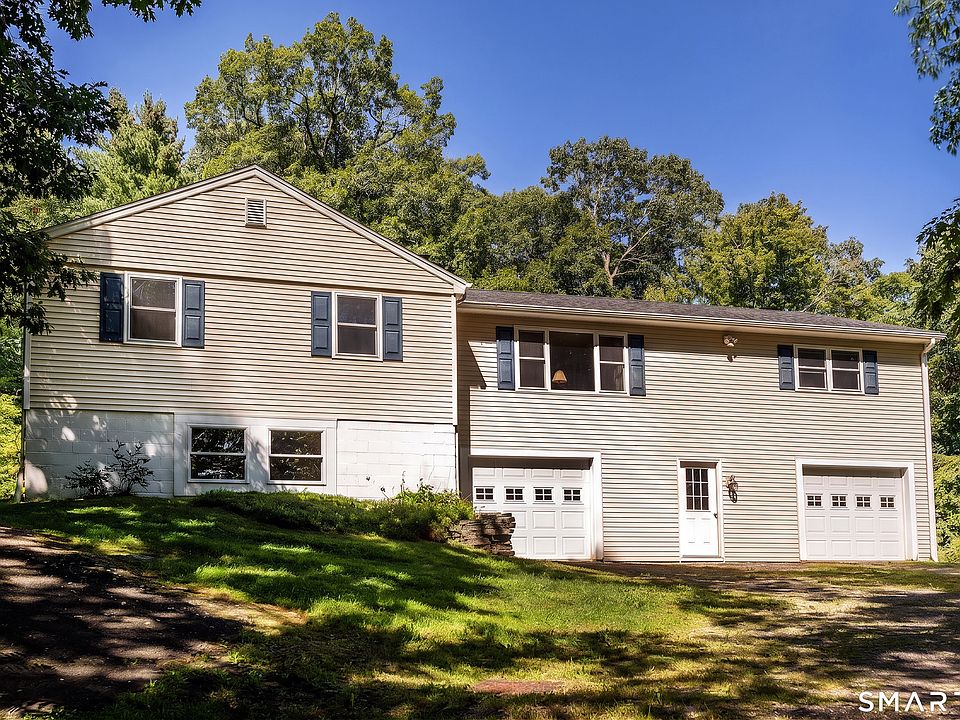 1st image of 12 Tompkins Hill Road