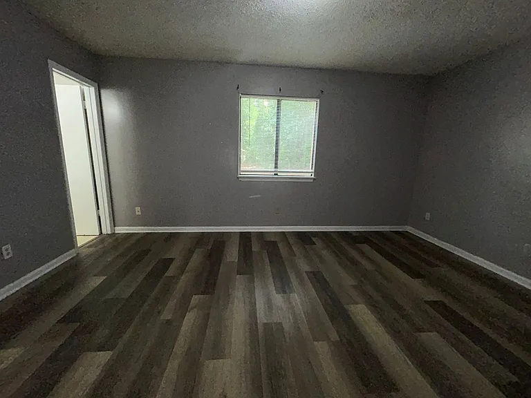 1718 Horseshoe Dr — Photo 15