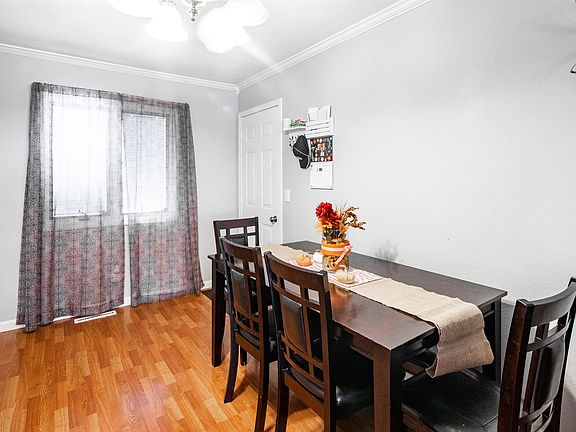 4th image of 1488 Hampshire Dr