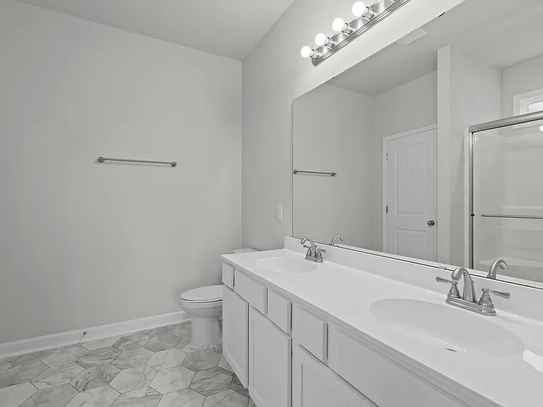 2035 Folkstone Woods Ln — Photo 25