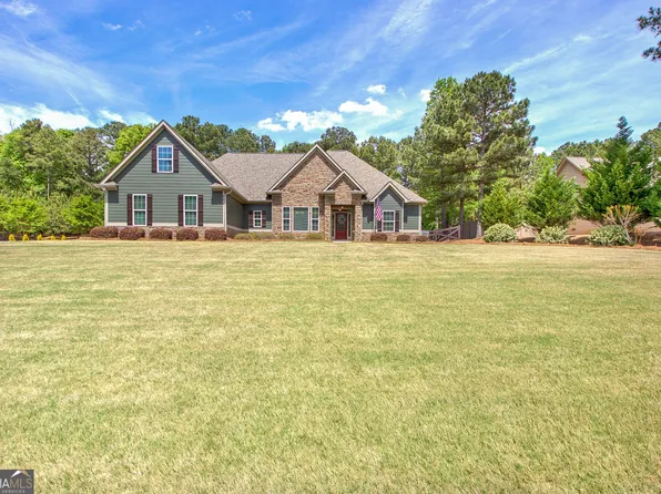 171 Clearview Estates Dr, Newnan, GA 30265