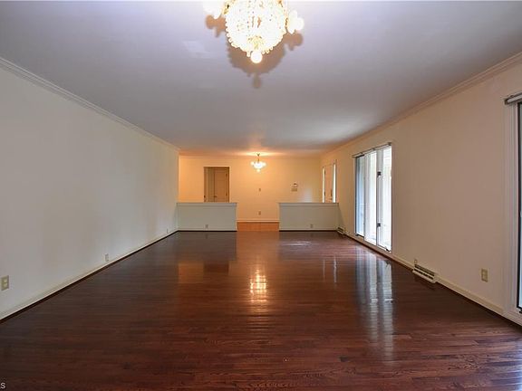 4th image of 1900 Tiffany Pl
