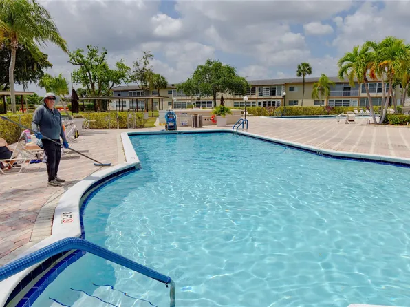 7855 NW 5th Court #201, Margate, FL 33063