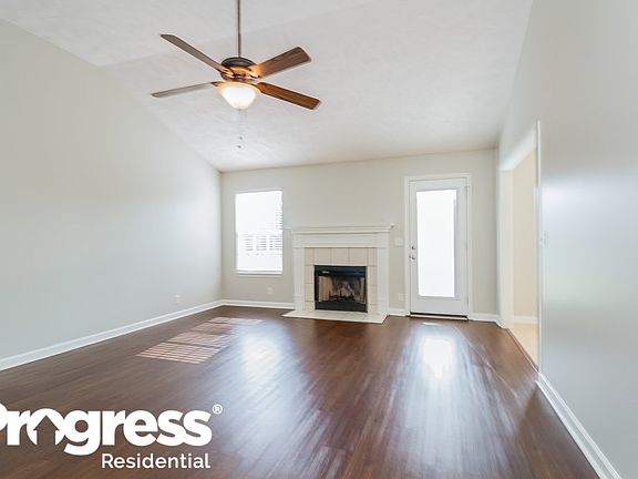 3rd image of 3150 Holsted Dr