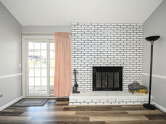 4th image of 2211 Aileswick Dr