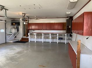 506 E 2nd St, Mechanicsville, IA 52306